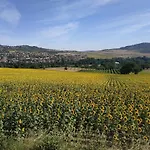 Nid Sous Le Volcan - Maison Avec Jardins Holiday home