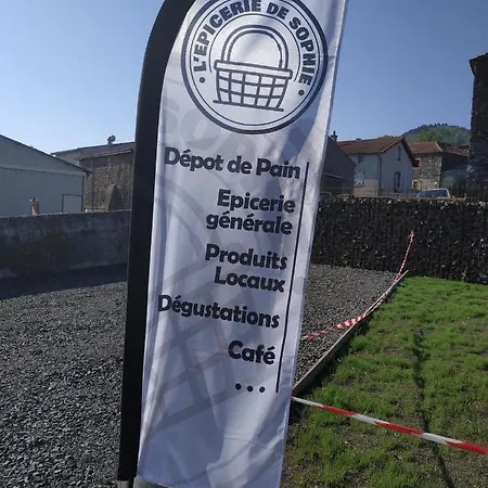 Dom wakacyjny Nid Sous Le Volcan - Maison Avec Jardins *