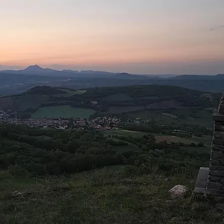 Nid Sous Le Volcan - Maison Avec Jardins Vakantiehuis *