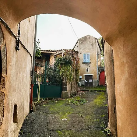 Nid Sous Le Volcan - Maison Avec Jardins * Saint-Sandoux